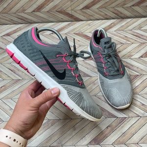 Nike Womens Flex Adapt Training Shoes SZ 9